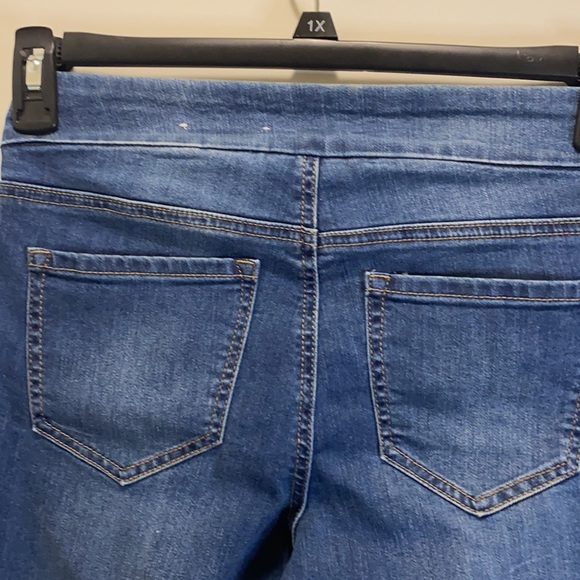 Westbound petites jeans! - Picture 2 of 2